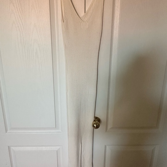 Midi beautiful white dress fromH&M - Picture 2 of 4